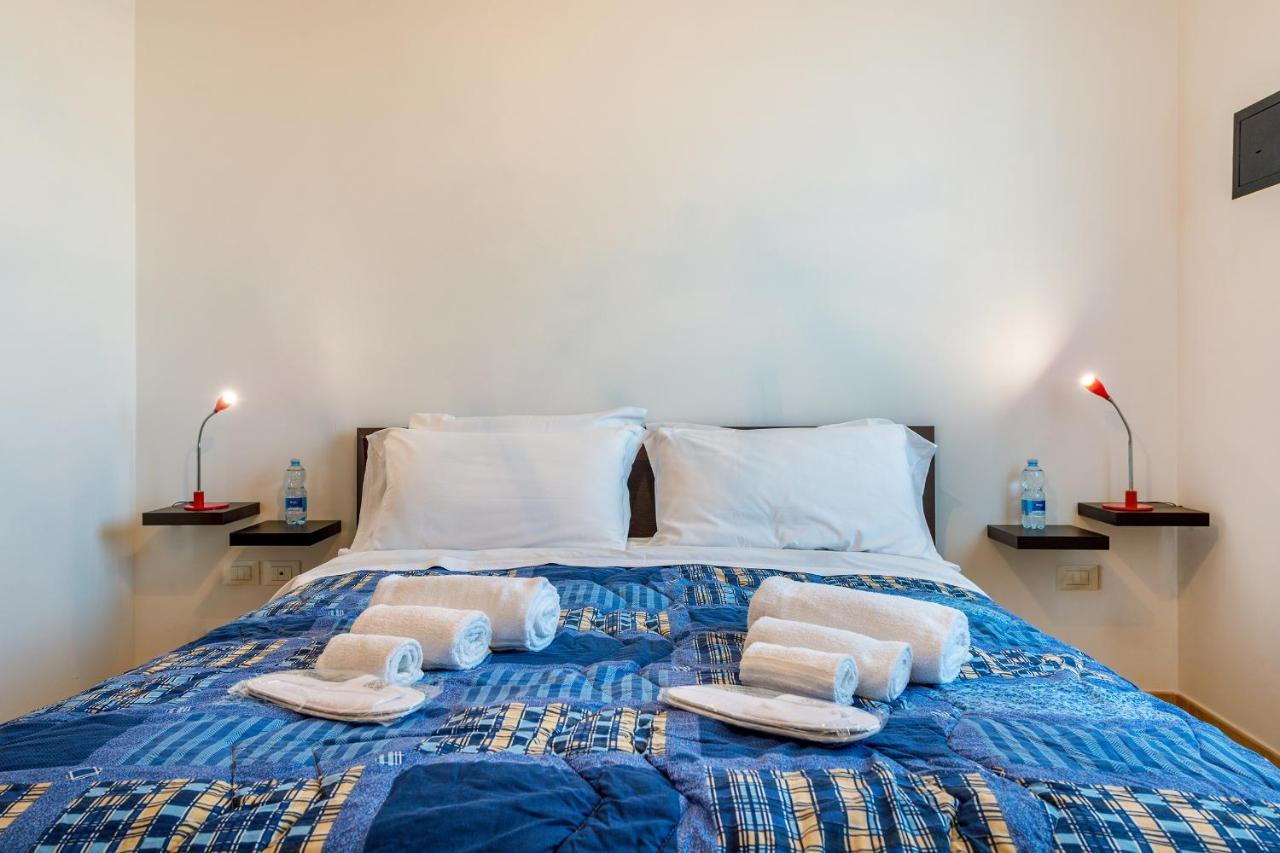 Goodstay Archimede Apartment Лечче Экстерьер фото